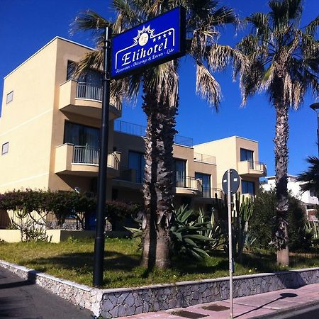 Elihotel SantʼAlessio Siculo Esterno foto