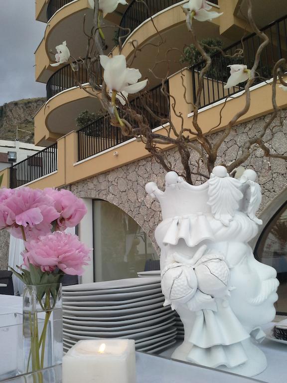 Elihotel SantʼAlessio Siculo Esterno foto