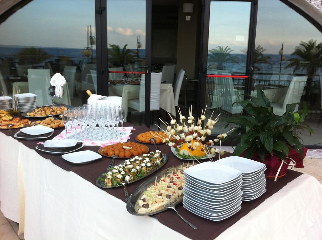 Elihotel SantʼAlessio Siculo Esterno foto