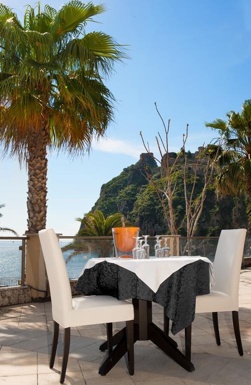 Elihotel SantʼAlessio Siculo Esterno foto