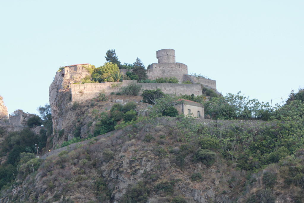 Elihotel SantʼAlessio Siculo Esterno foto