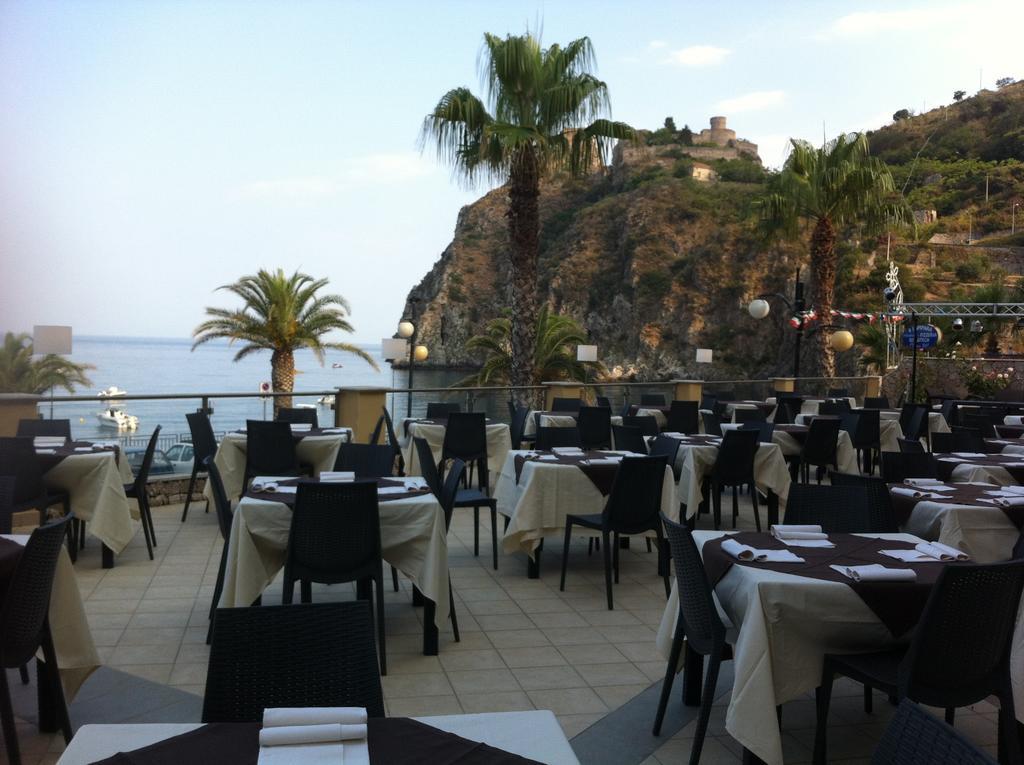 Elihotel SantʼAlessio Siculo Esterno foto
