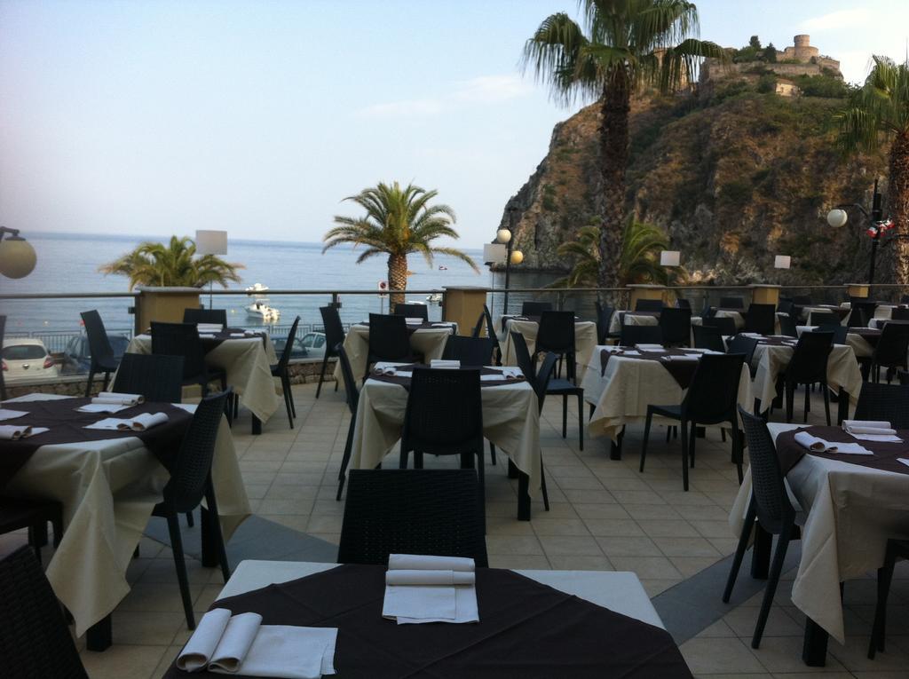 Elihotel SantʼAlessio Siculo Esterno foto